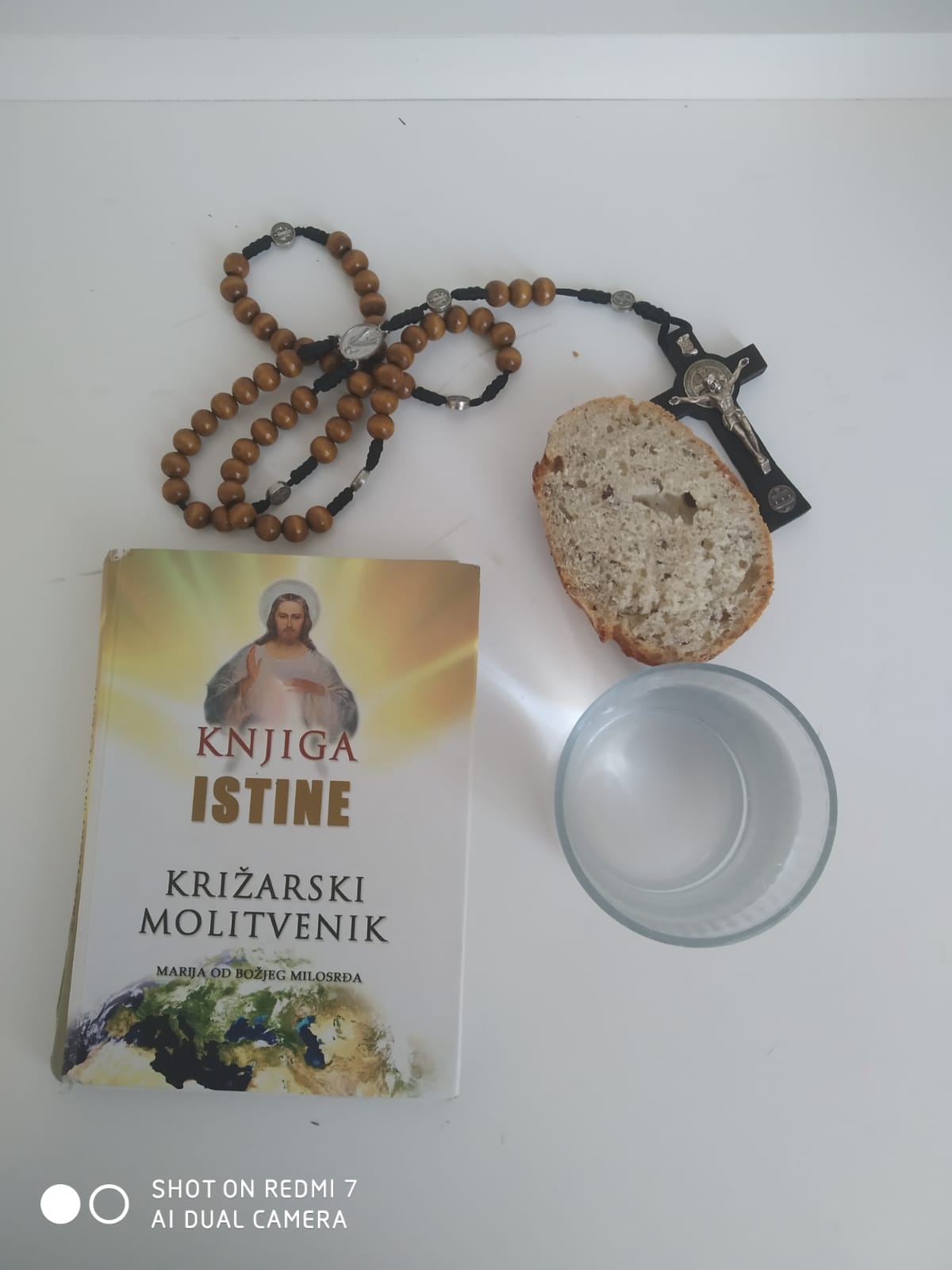 Krunica knjiga istine, krizari mostar